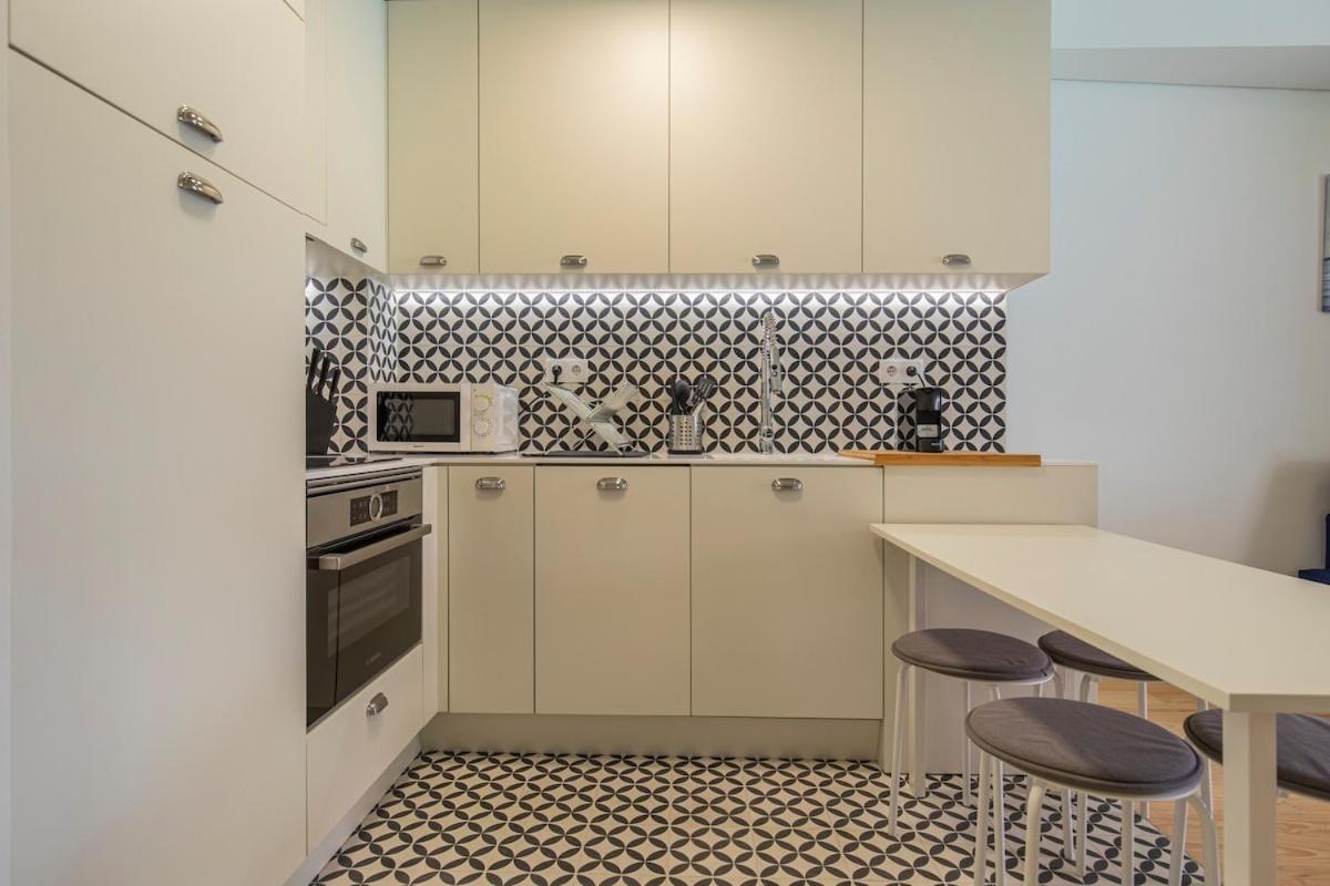 Joao Da Mata 2 Bedroom With Pool By Innkeeper Lissabon